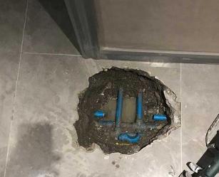 碾子山阳台漏水维修公司分享下暖气管道漏水的原因有哪些